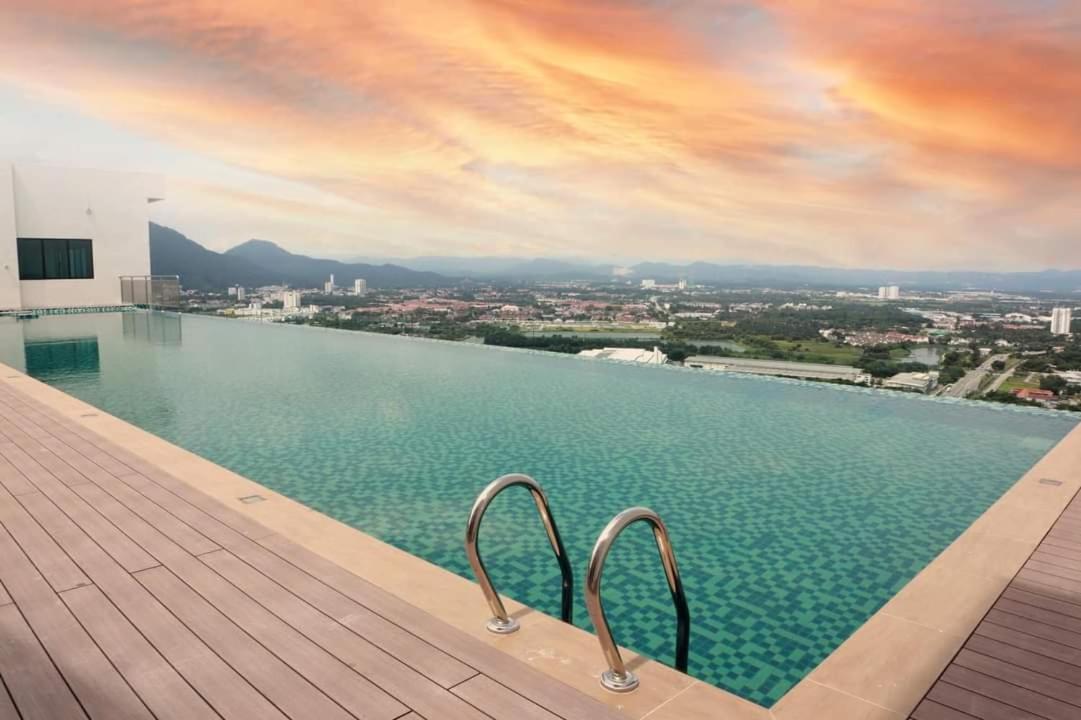 LOVELY 2ROOM SUITE6PAX@SKY CONDO JURU SENTRAL photo 3
