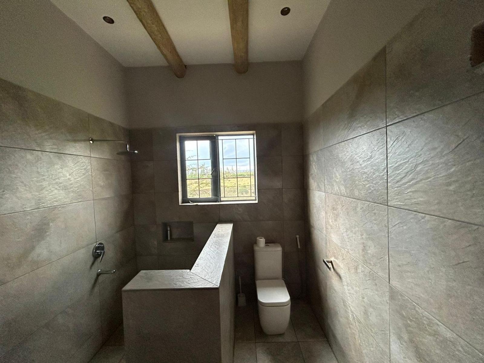 Naivasha 4-Bedroom All Ensuite Cottage