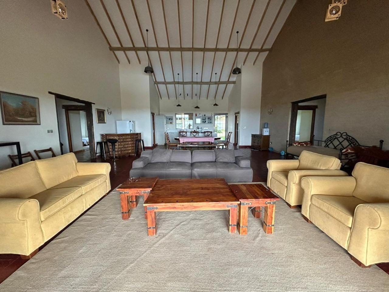 Naivasha 4-Bedroom All Ensuite Cottage