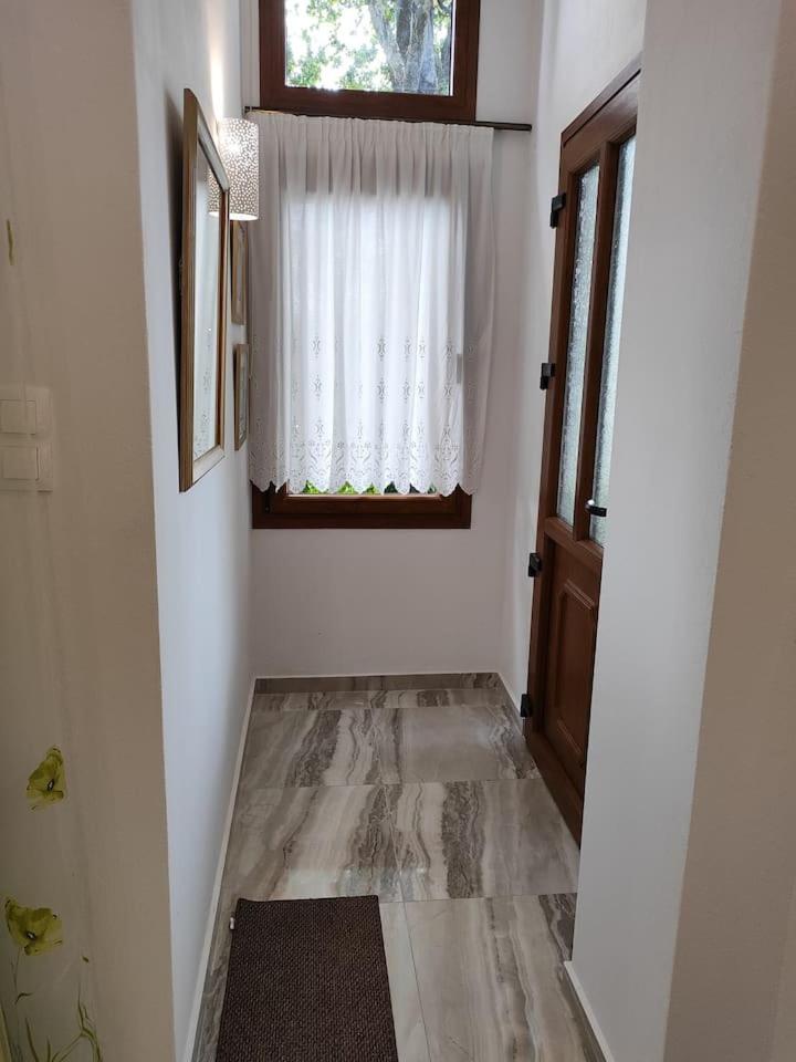 Isidora Apartments