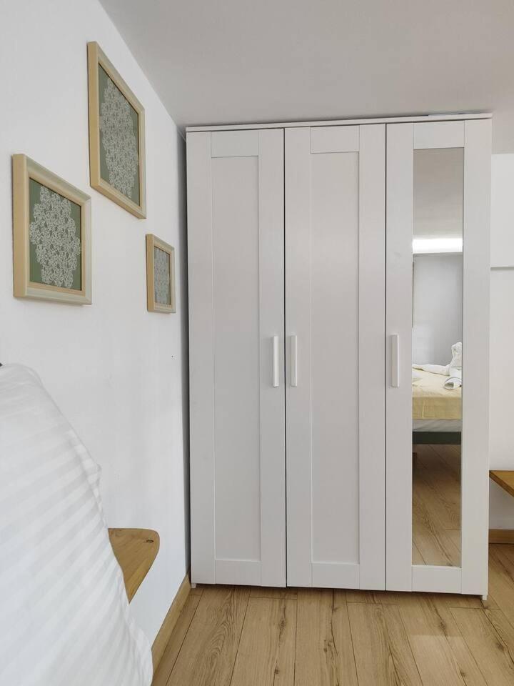 Isidora Apartments