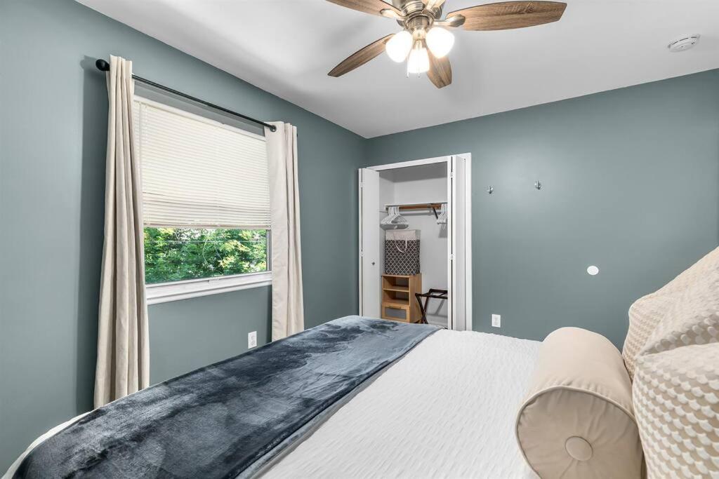 Modern 3BR 2BA Family Home in Commerce Township view 3