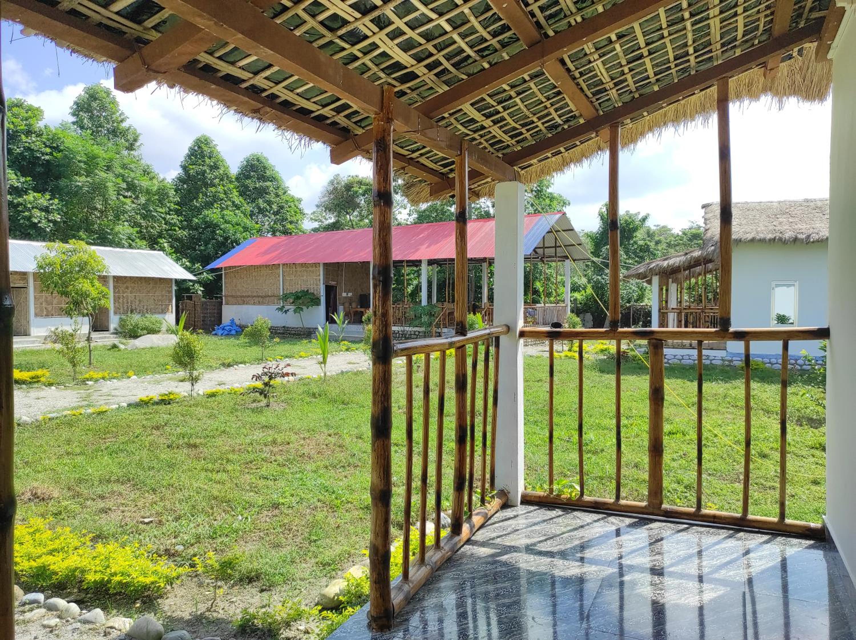 Falcon Jungle Resort