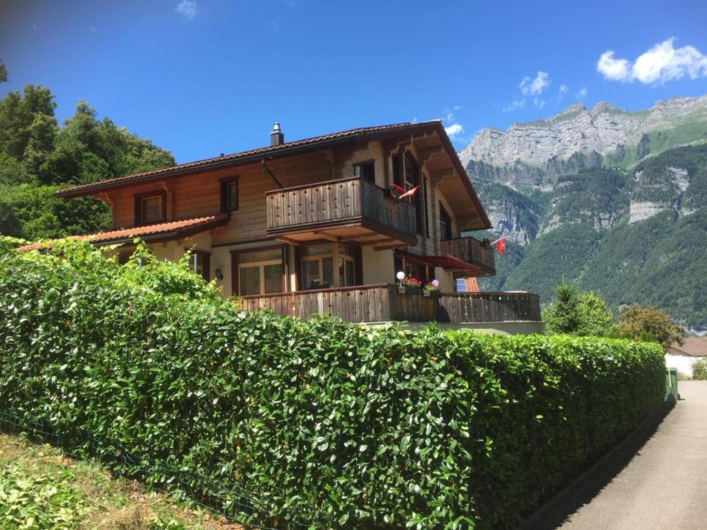 Doodle's Amazing Chalet -Walensee - Flumserberg - Churfirsten - Heidiland - Pool - Sauna