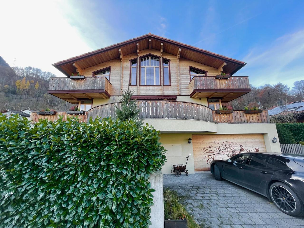 Doodle's Amazing Chalet -Walensee - Flumserberg - Churfirsten - Heidiland - Pool - Sauna