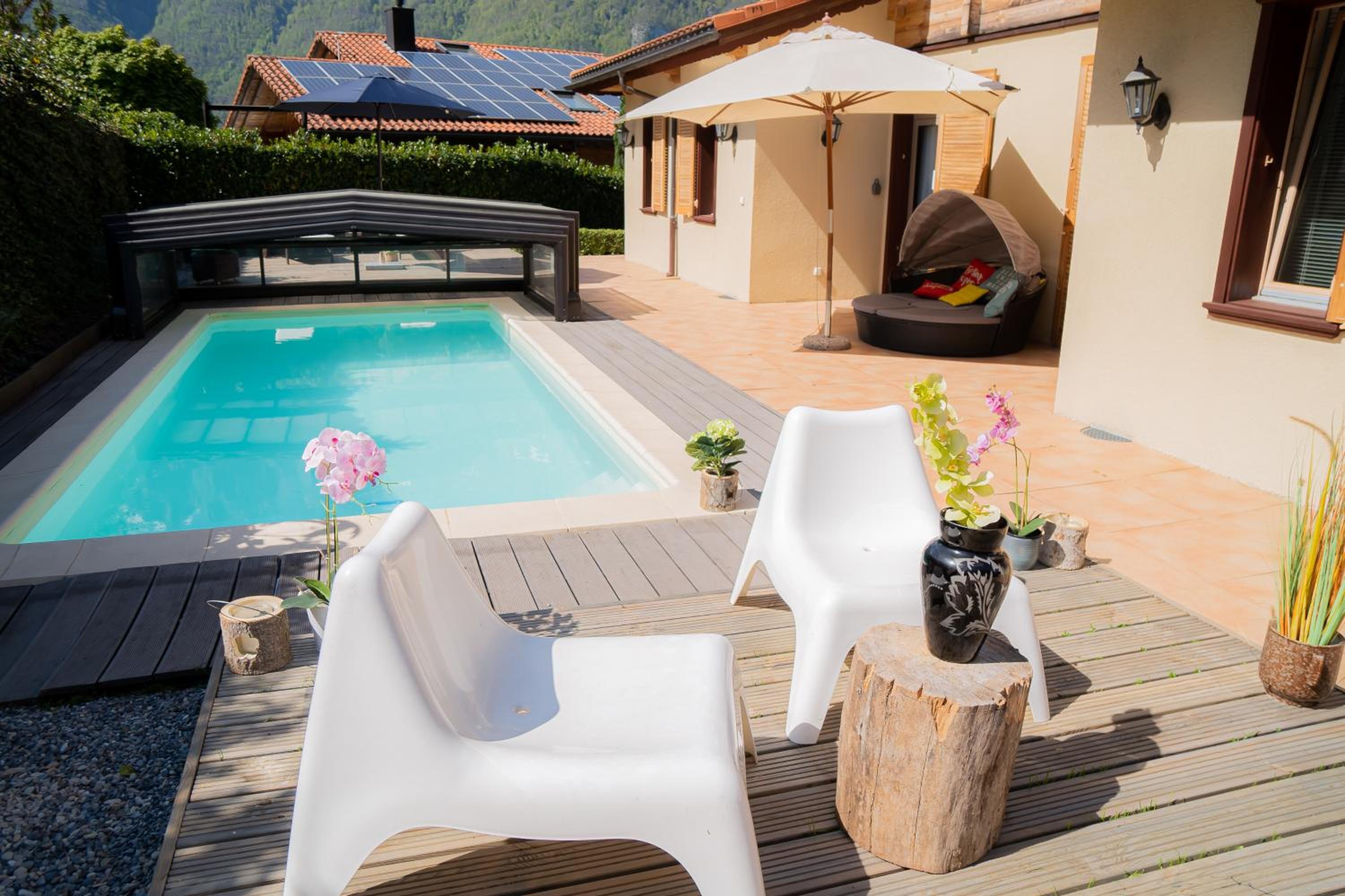 Doodle's Amazing Chalet -Walensee - Flumserberg - Churfirsten - Heidiland - Pool - Sauna