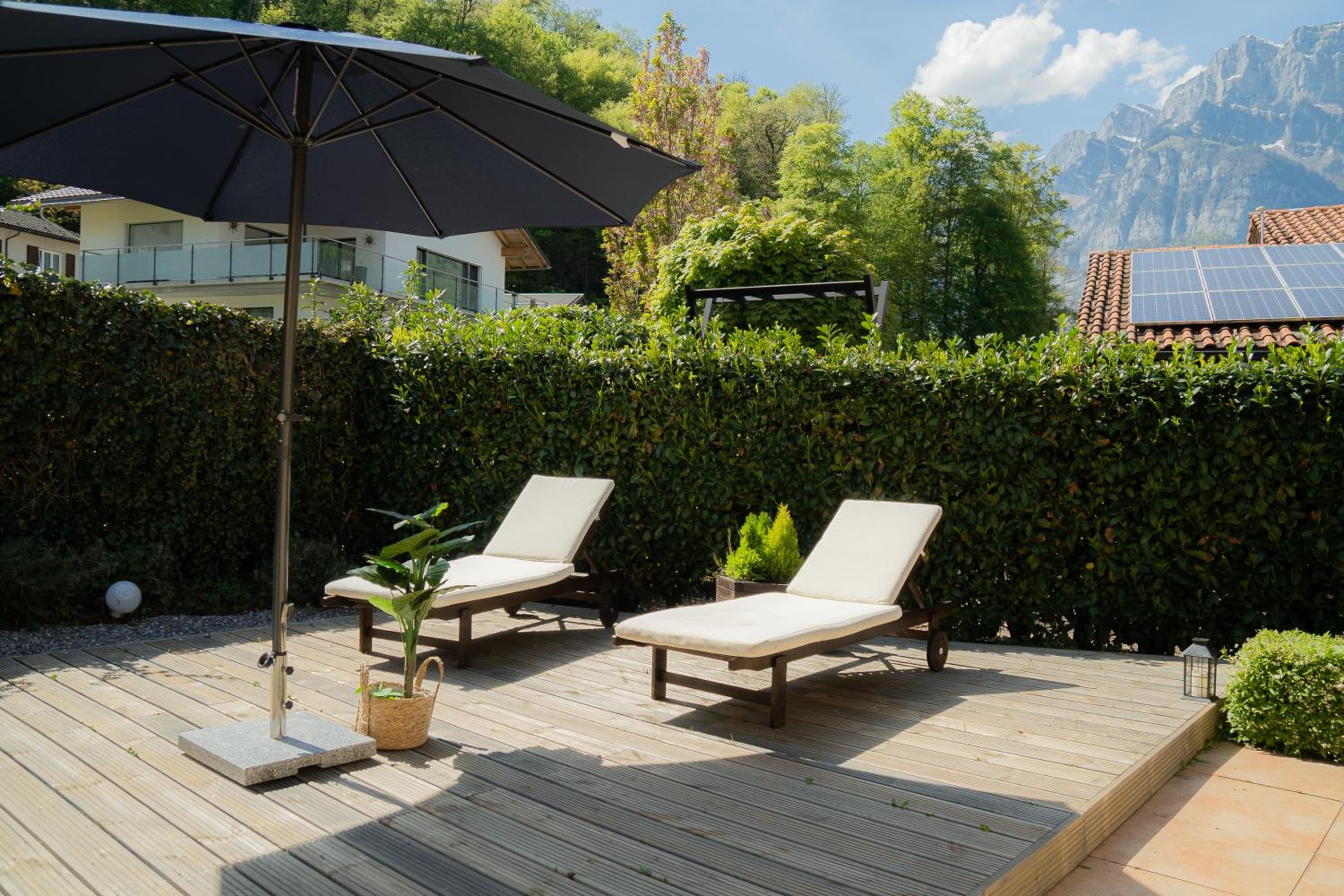 Doodle's Amazing Chalet -Walensee - Flumserberg - Churfirsten - Heidiland - Pool - Sauna