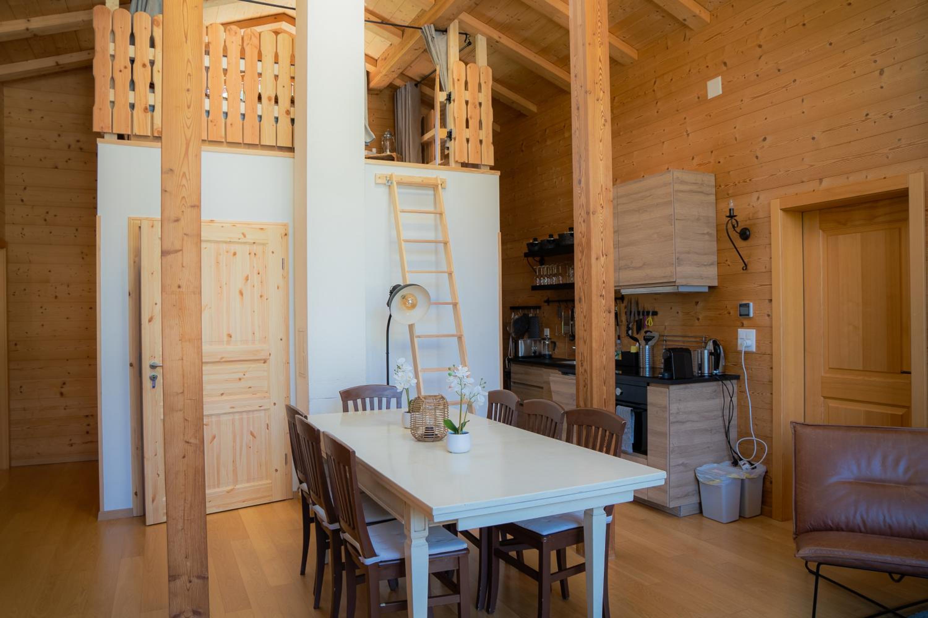 Doodle's Amazing Chalet -Walensee - Flumserberg - Churfirsten - Heidiland - Pool - Sauna