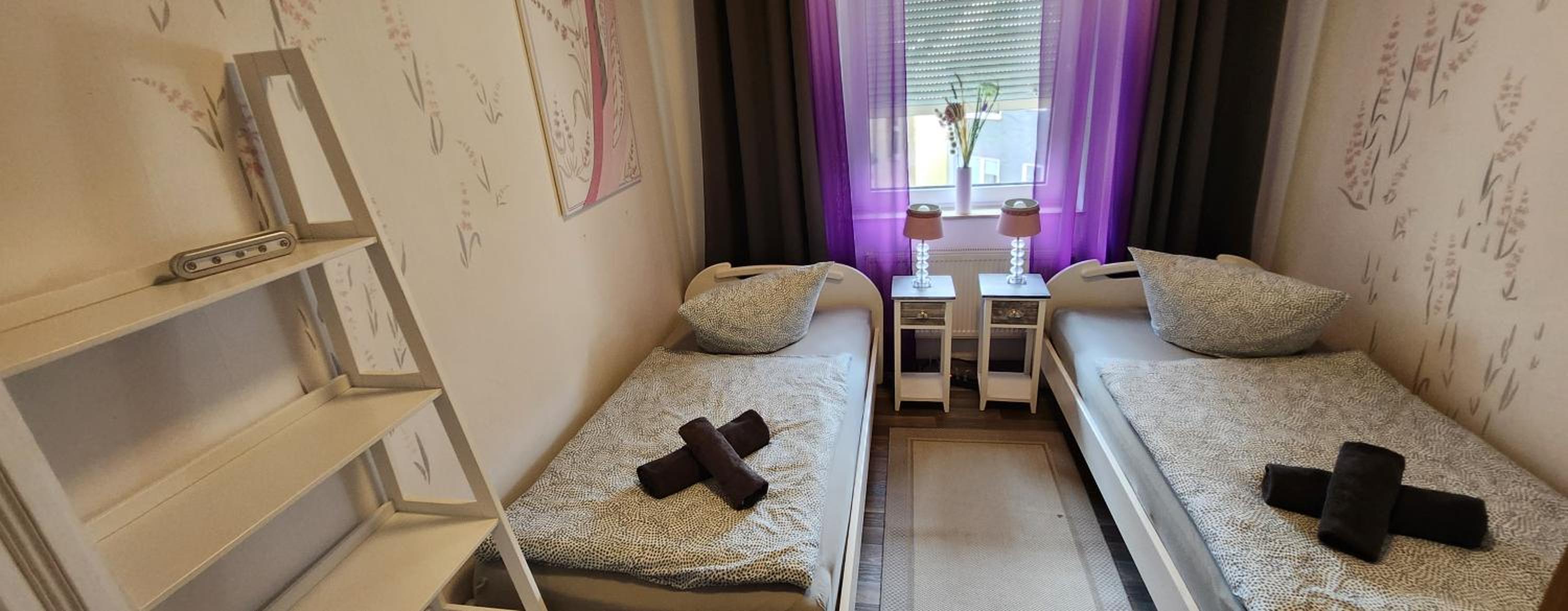 ELENA flat Lavendel Duisburg Zentrum