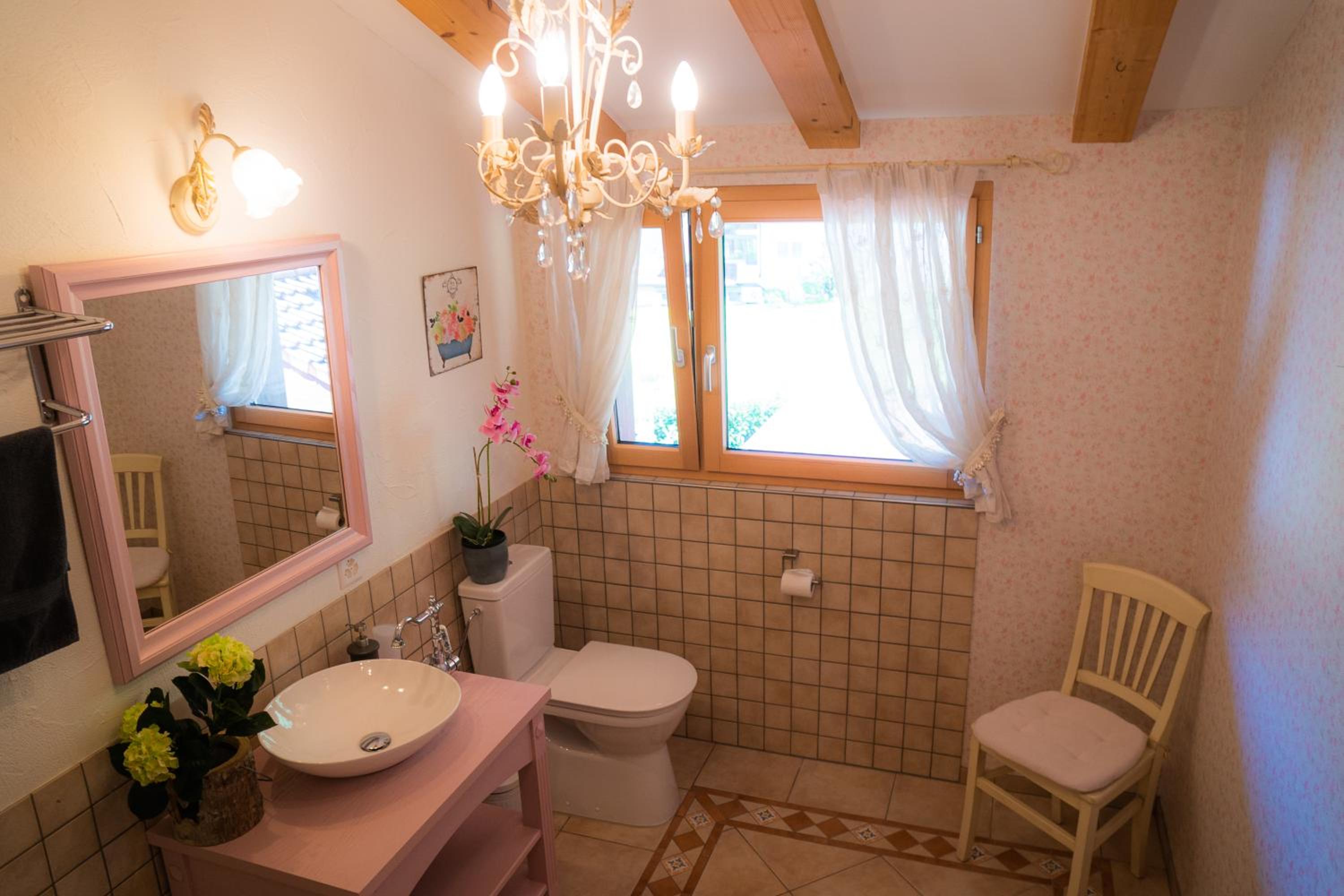 Doodle's Amazing Chalet -Walensee - Flumserberg - Churfirsten - Heidiland - Pool - Sauna