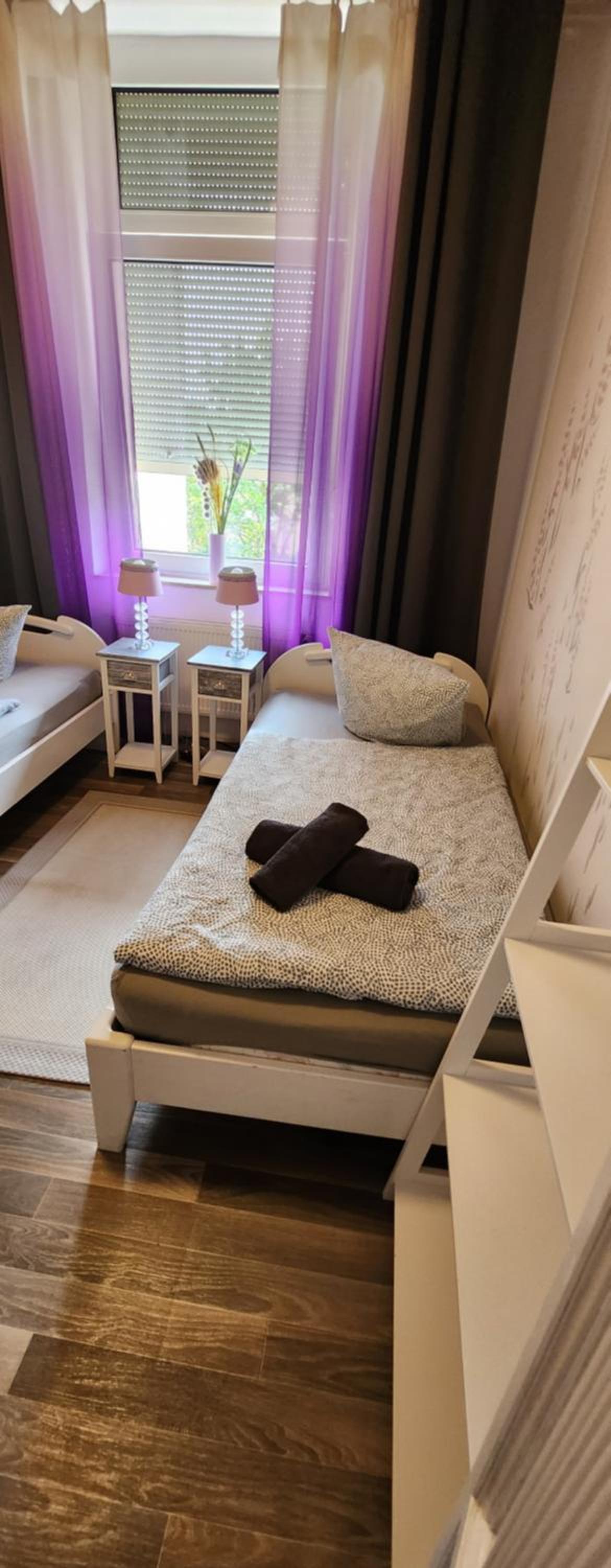 ELENA flat Lavendel Duisburg Zentrum