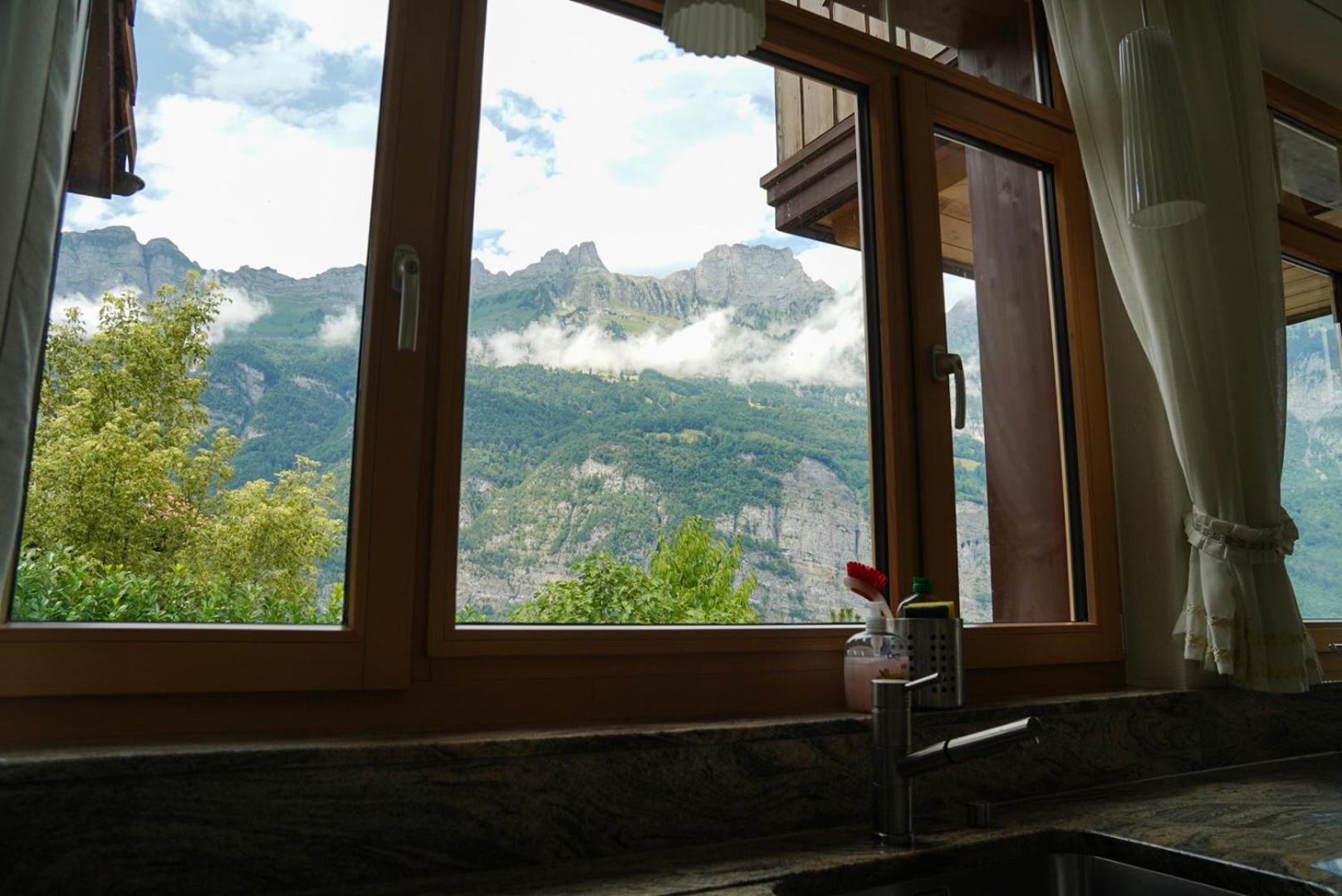 Doodle's Amazing Chalet -Walensee - Flumserberg - Churfirsten - Heidiland - Pool - Sauna