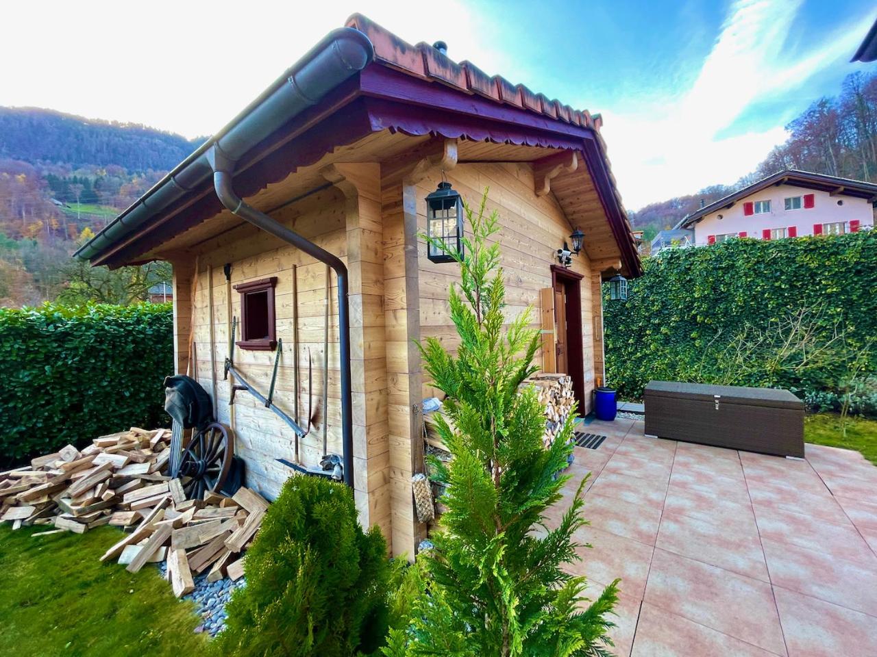 Doodle's Amazing Chalet -Walensee - Flumserberg - Churfirsten - Heidiland - Pool - Sauna