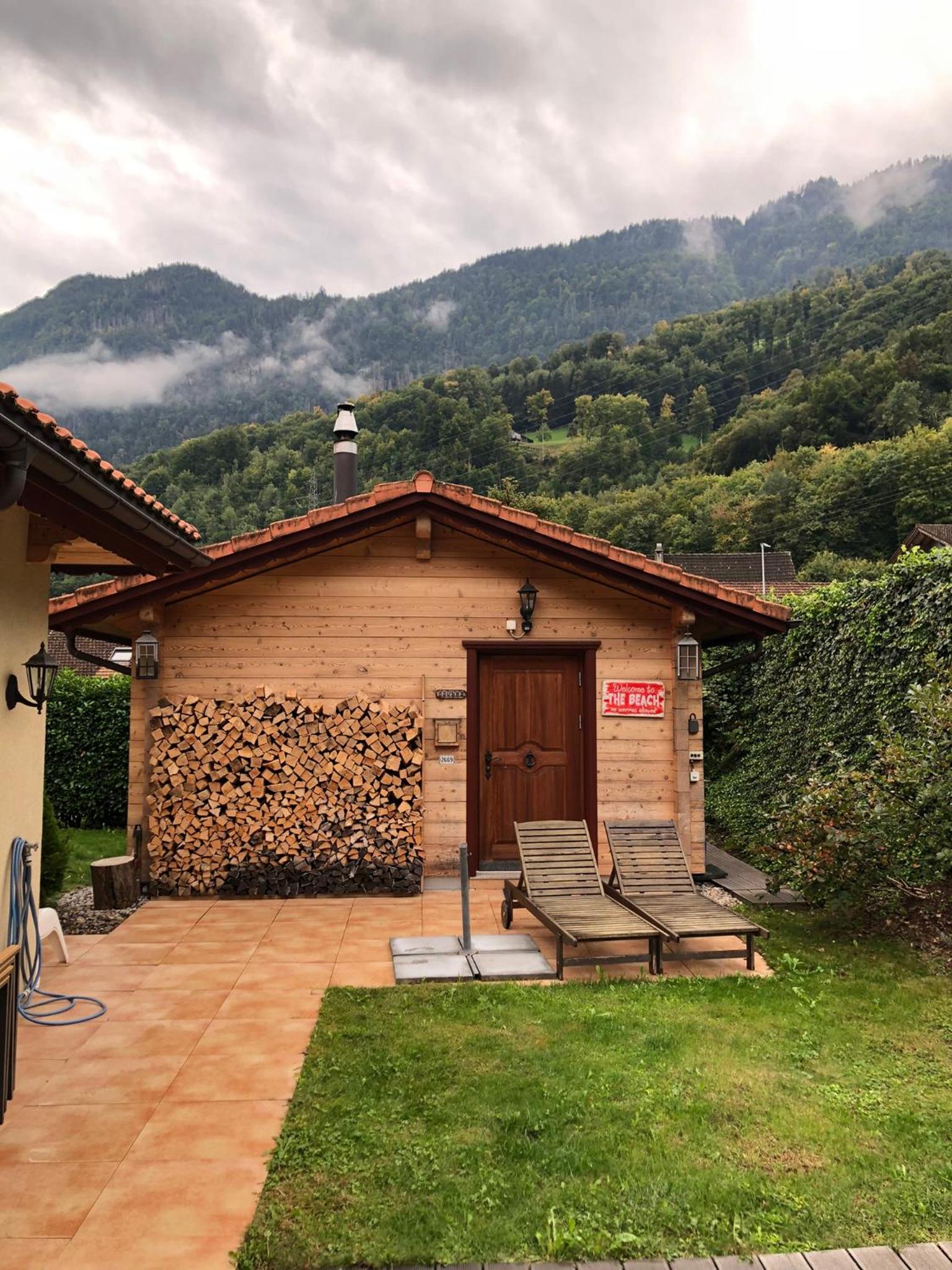 Doodle's Amazing Chalet -Walensee - Flumserberg - Churfirsten - Heidiland - Pool - Sauna