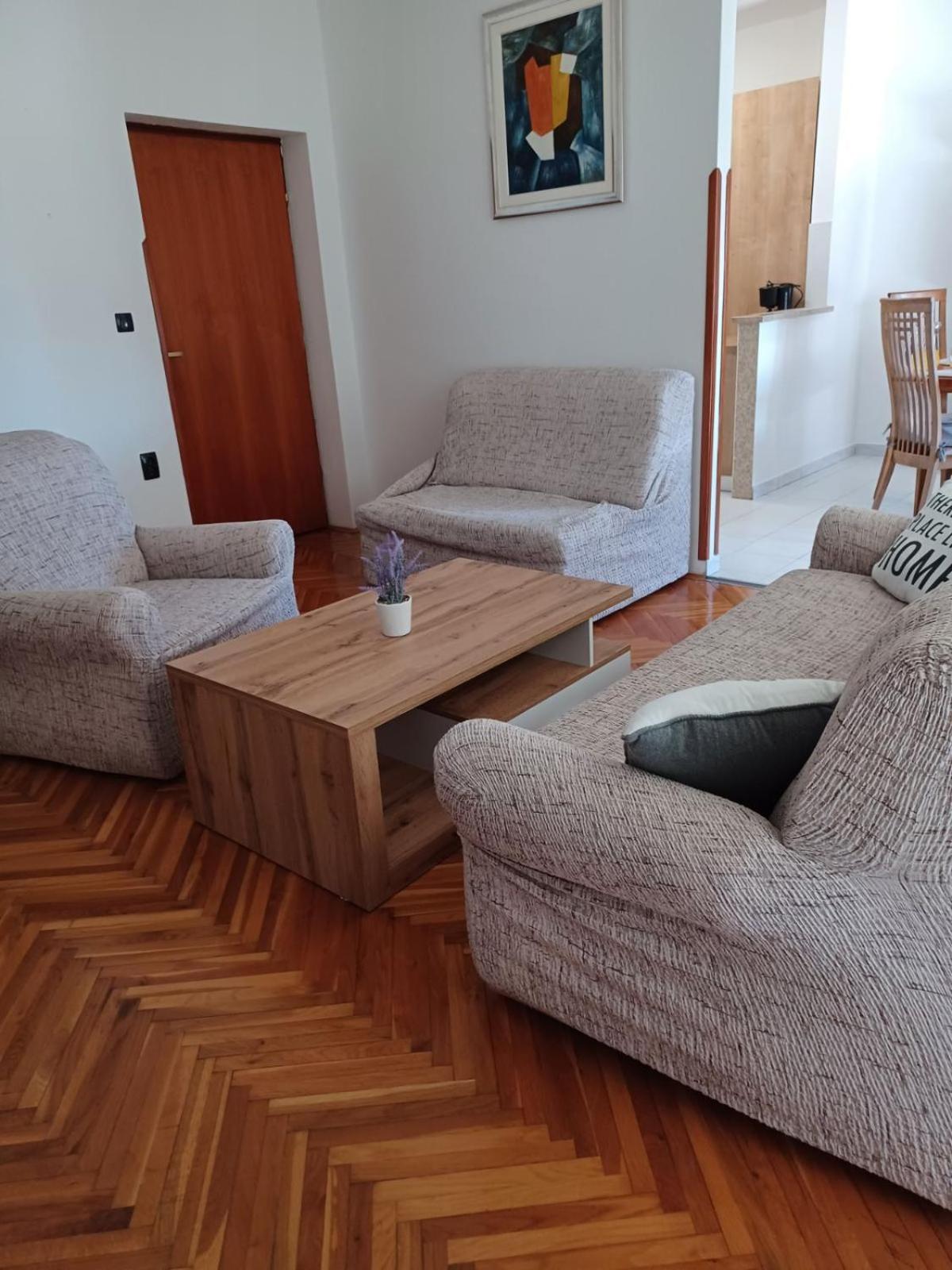 Apartman Sanda