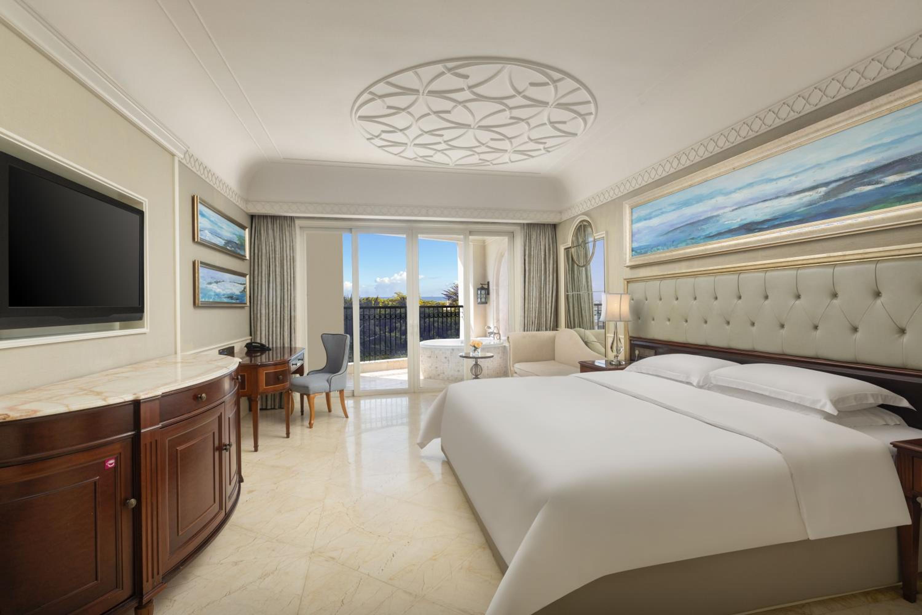 Crowne Plaza Resort Sanya Bay by IHG