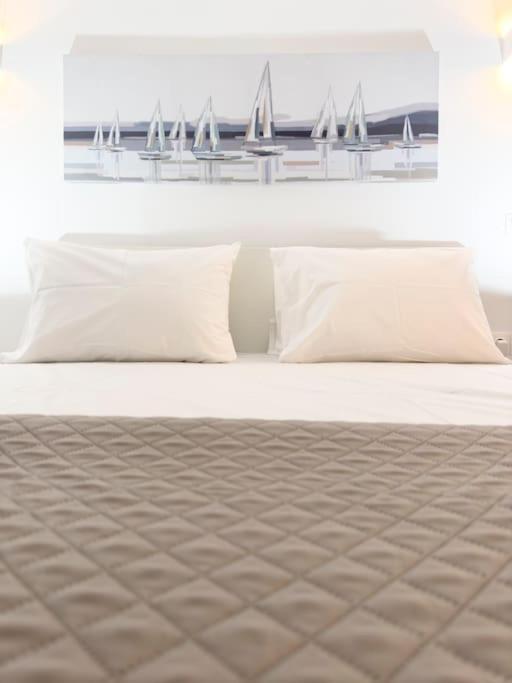 Petite Retreat in Kolonaki, Athens /Netflix