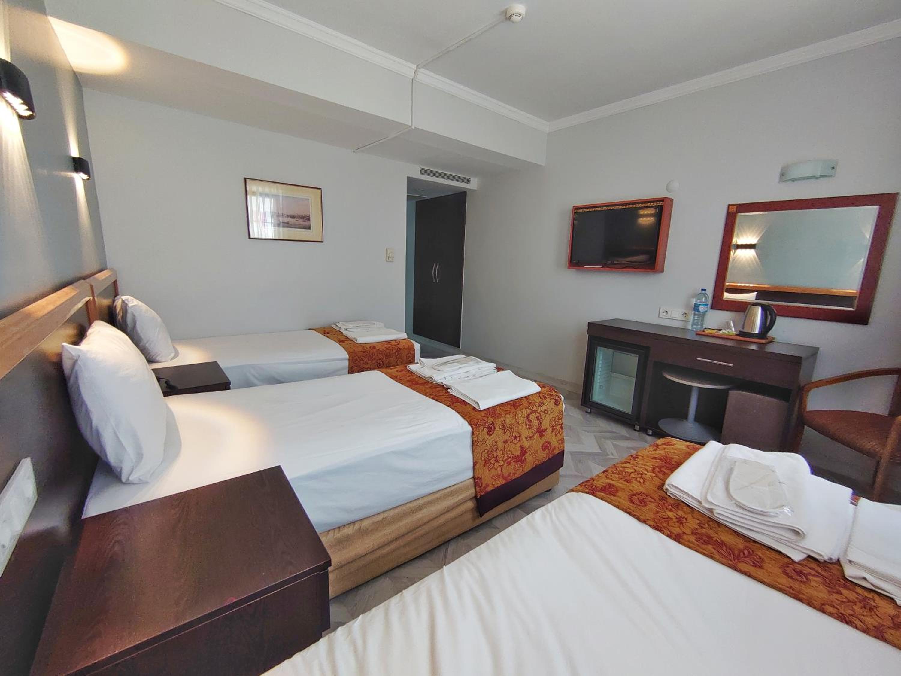 Orient Mintur Hotel - Image 9