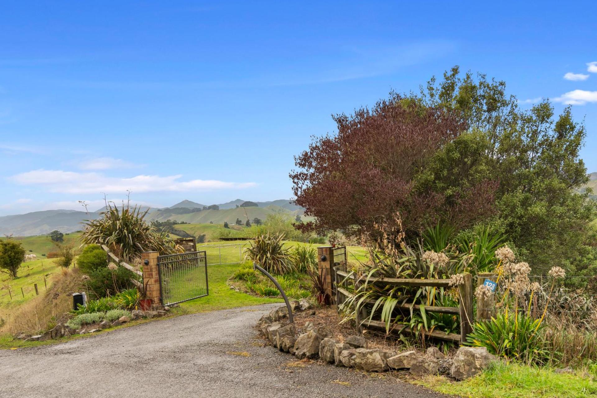 One Two Eight - Richmond Holiday Home view 5