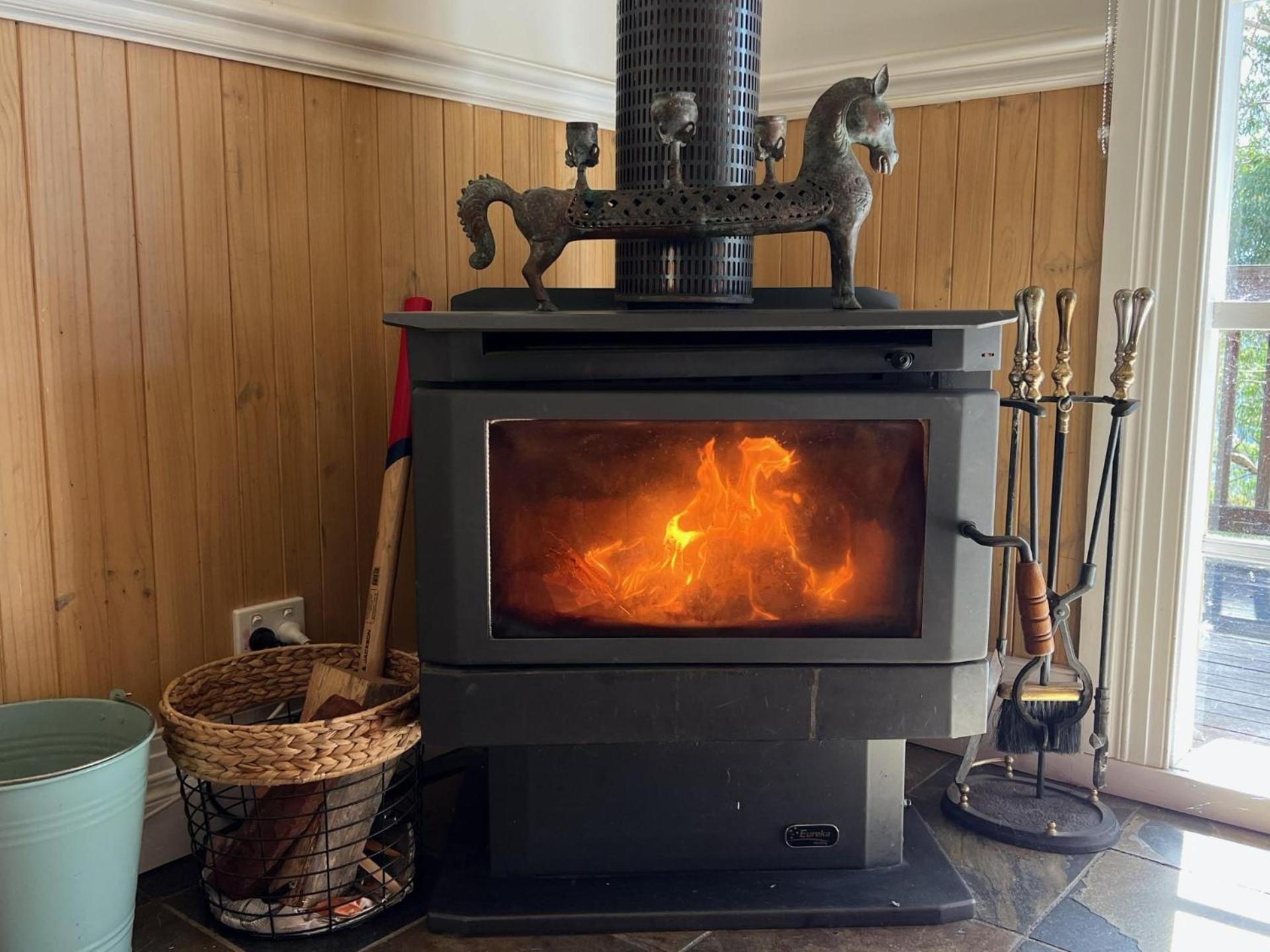 Kookaburra Cabin