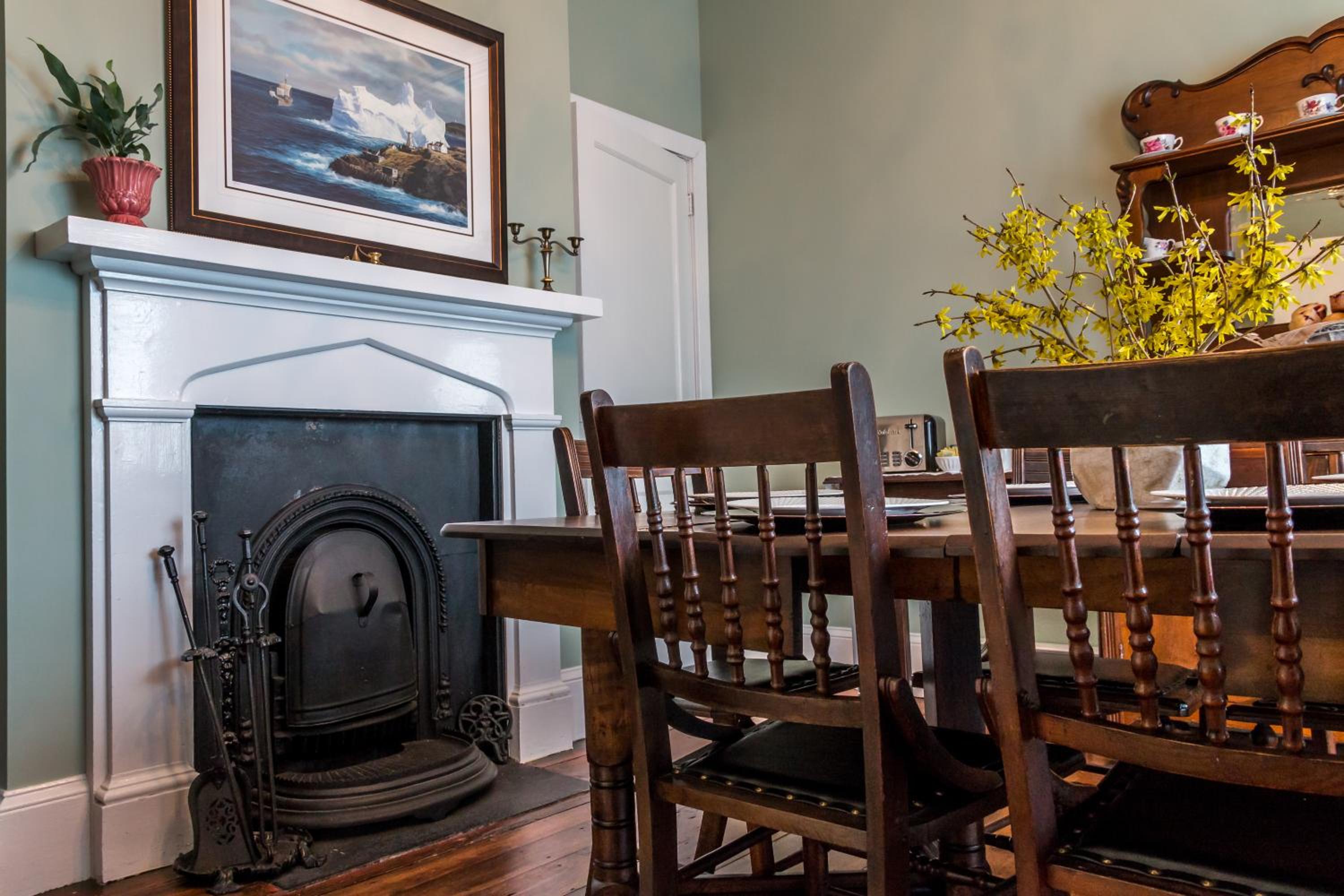 Russelltown Inn