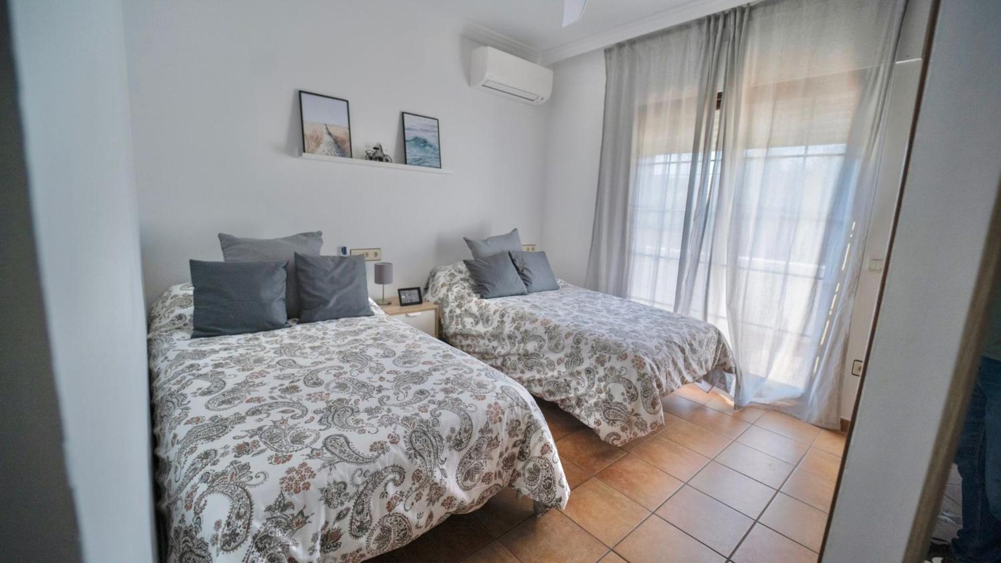 Preciosa casa 4 dormitorios con piscina privada
