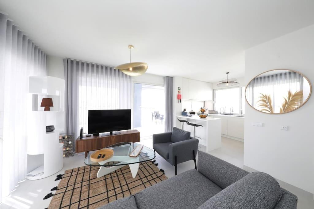 Luxury 2BR Apt, Terrace, Jacuzzi, Near Ria Formosa view 5