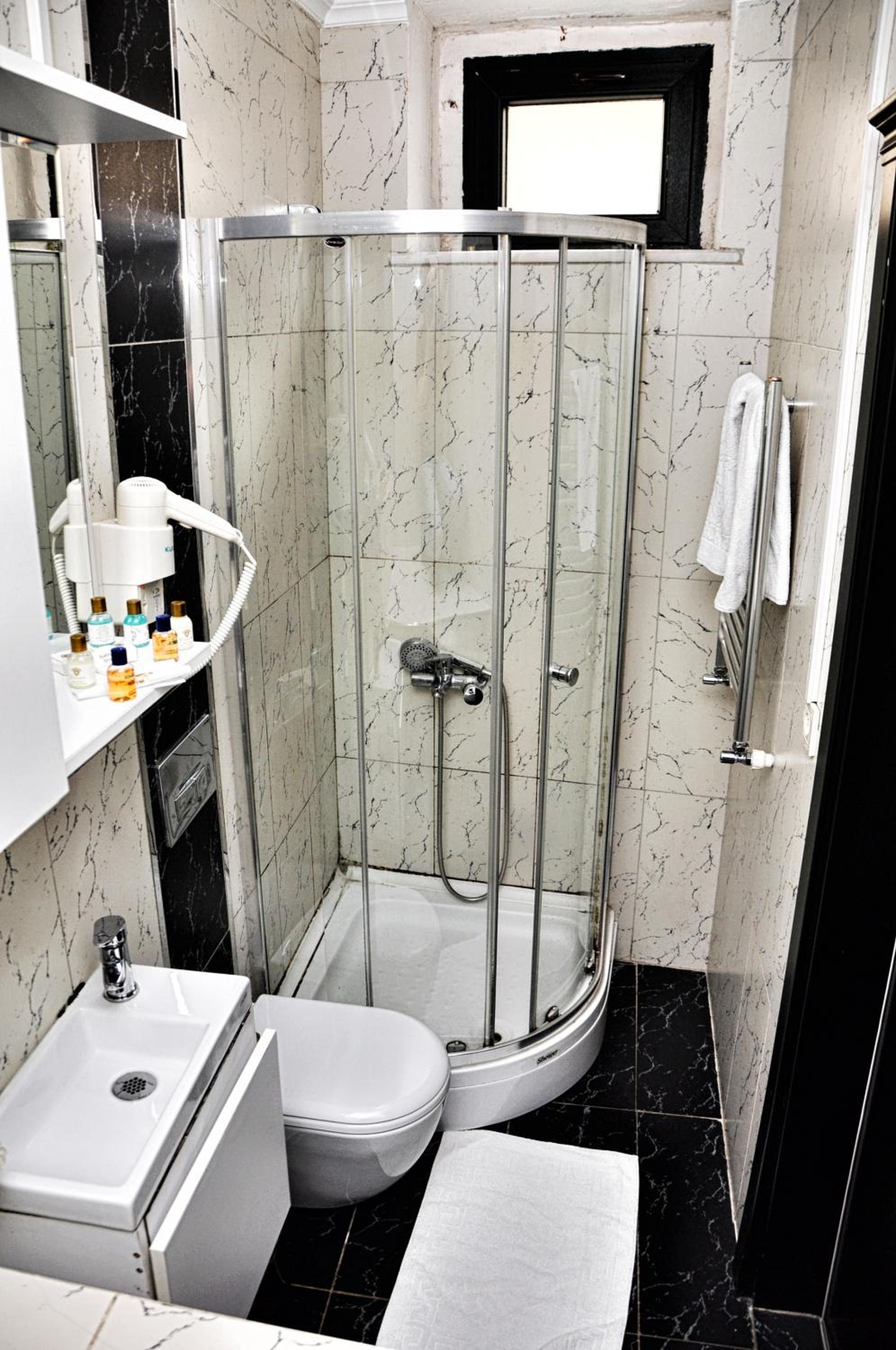 Monarch Hotel Istanbul