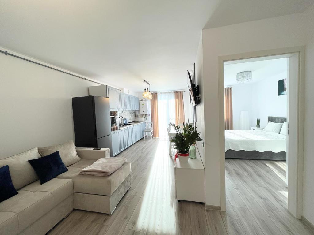 Skyway Apartment
