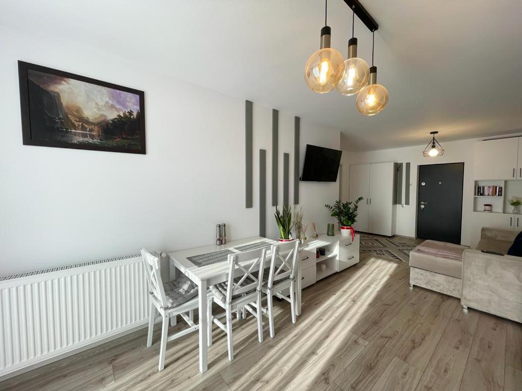 Skyway Apartment
