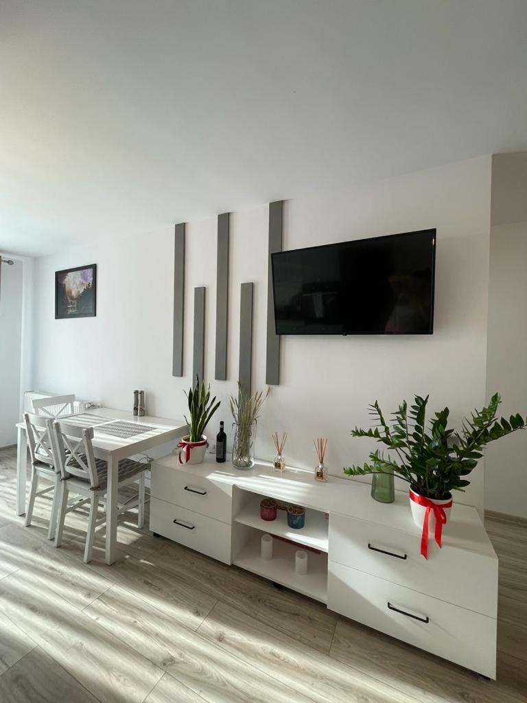 Skyway Apartment
