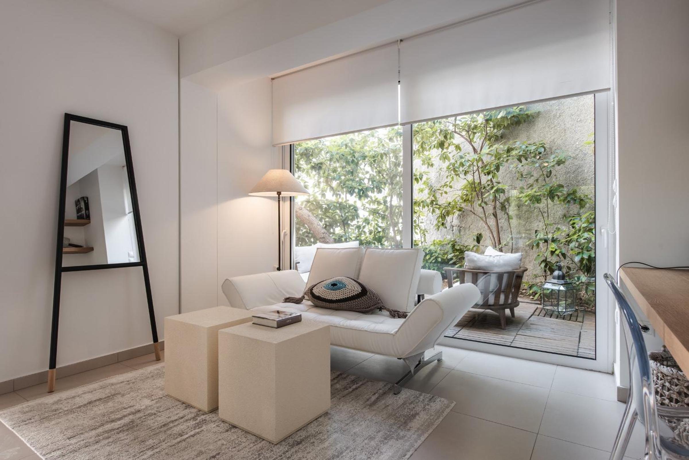 Vouliagmeni Vacations - Bliss Living - Property Image 3