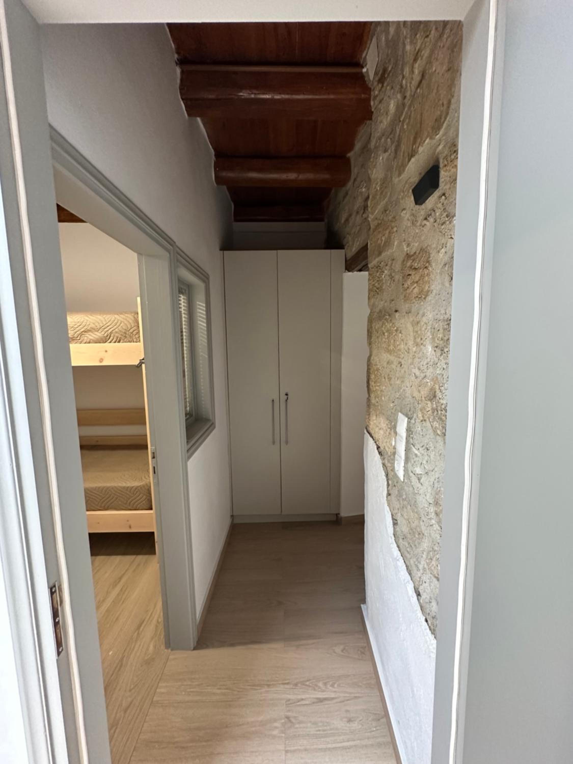 Camara House