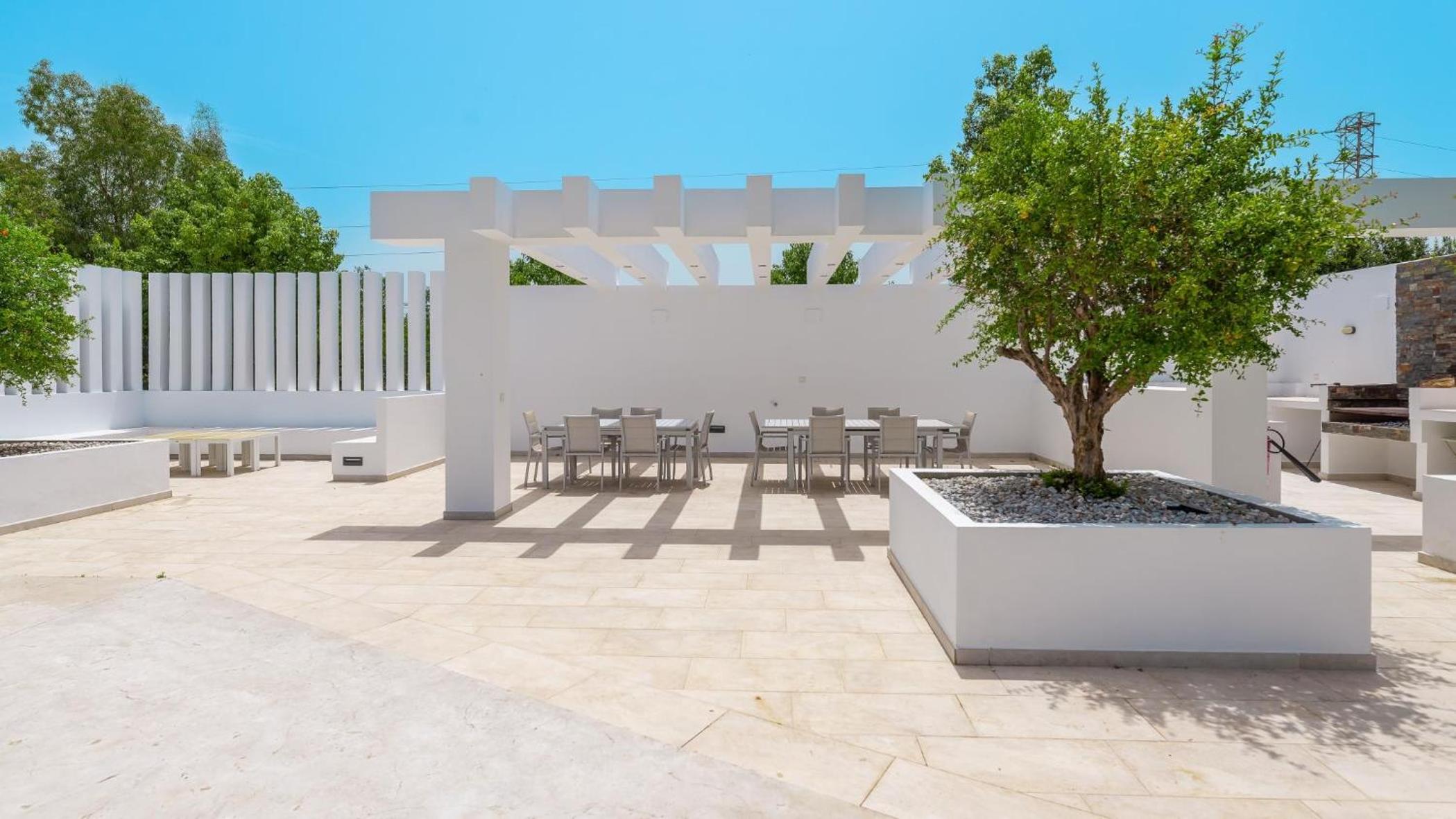 Amazing Ultra Modern Oasis In Atalaya