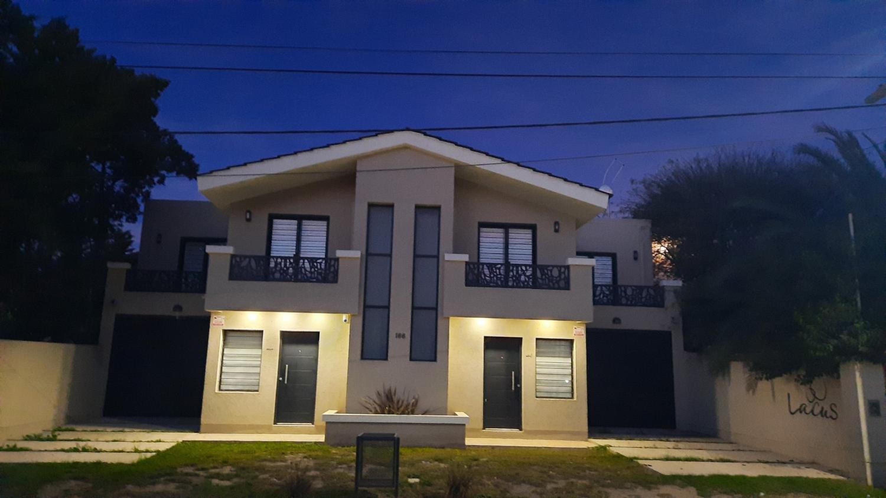 Lacus. Casas de lago.