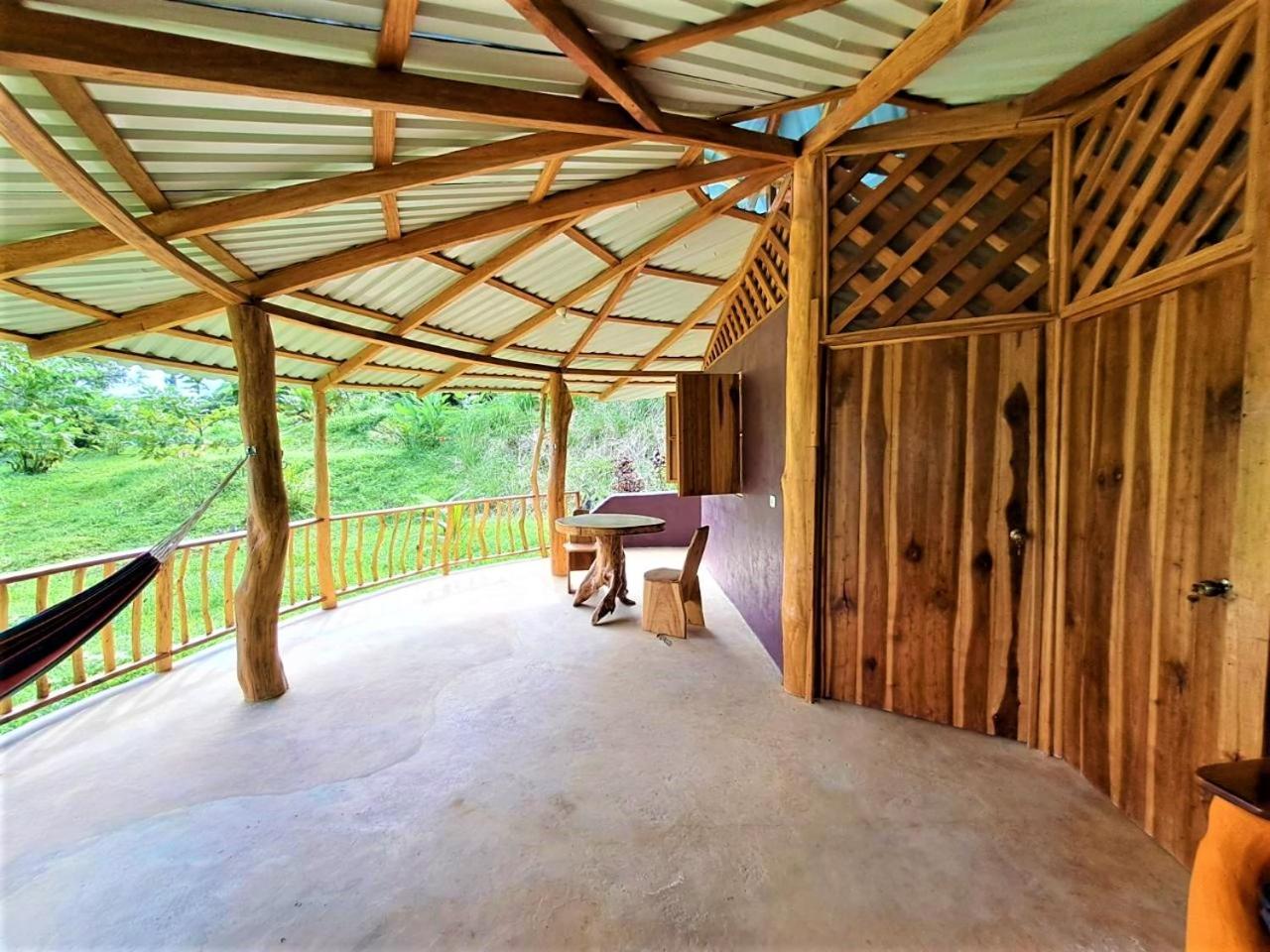 Terra NaturaMa - off grid living in the jungle