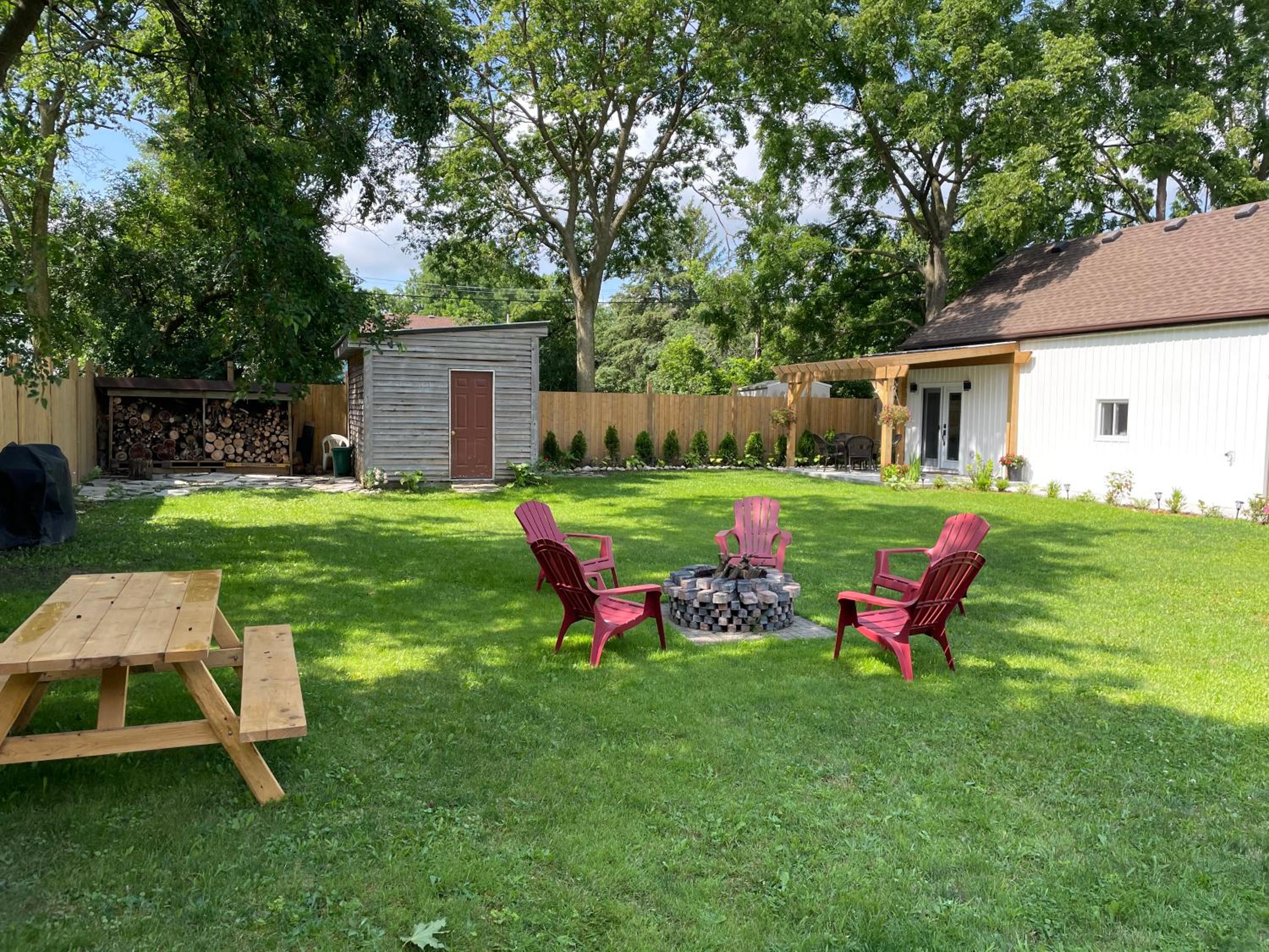 Kitchener Vacations - Cozy Cottage Style House - Property Image 15