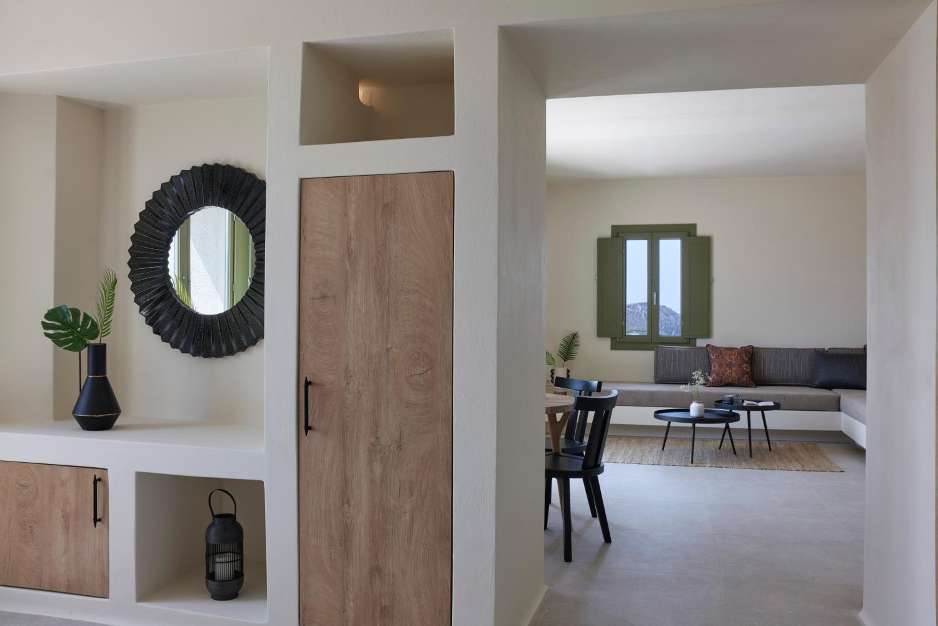 Aeon Suites - Adults Only by Mr and Mrs White