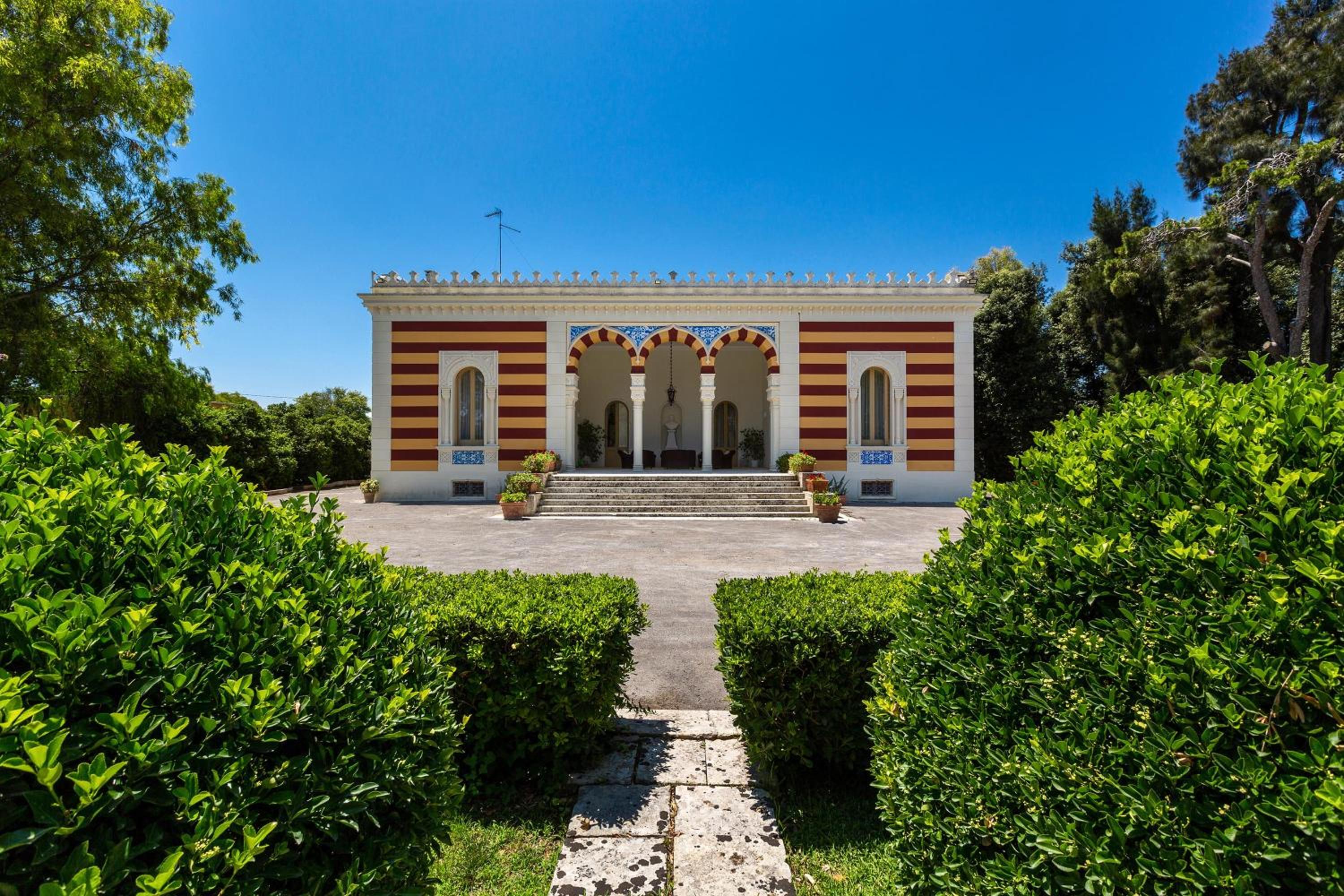 Villa Fazzi by Perle di Puglia view 2