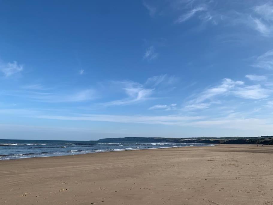 Sea View Villa V-Dubz, Filey view 2