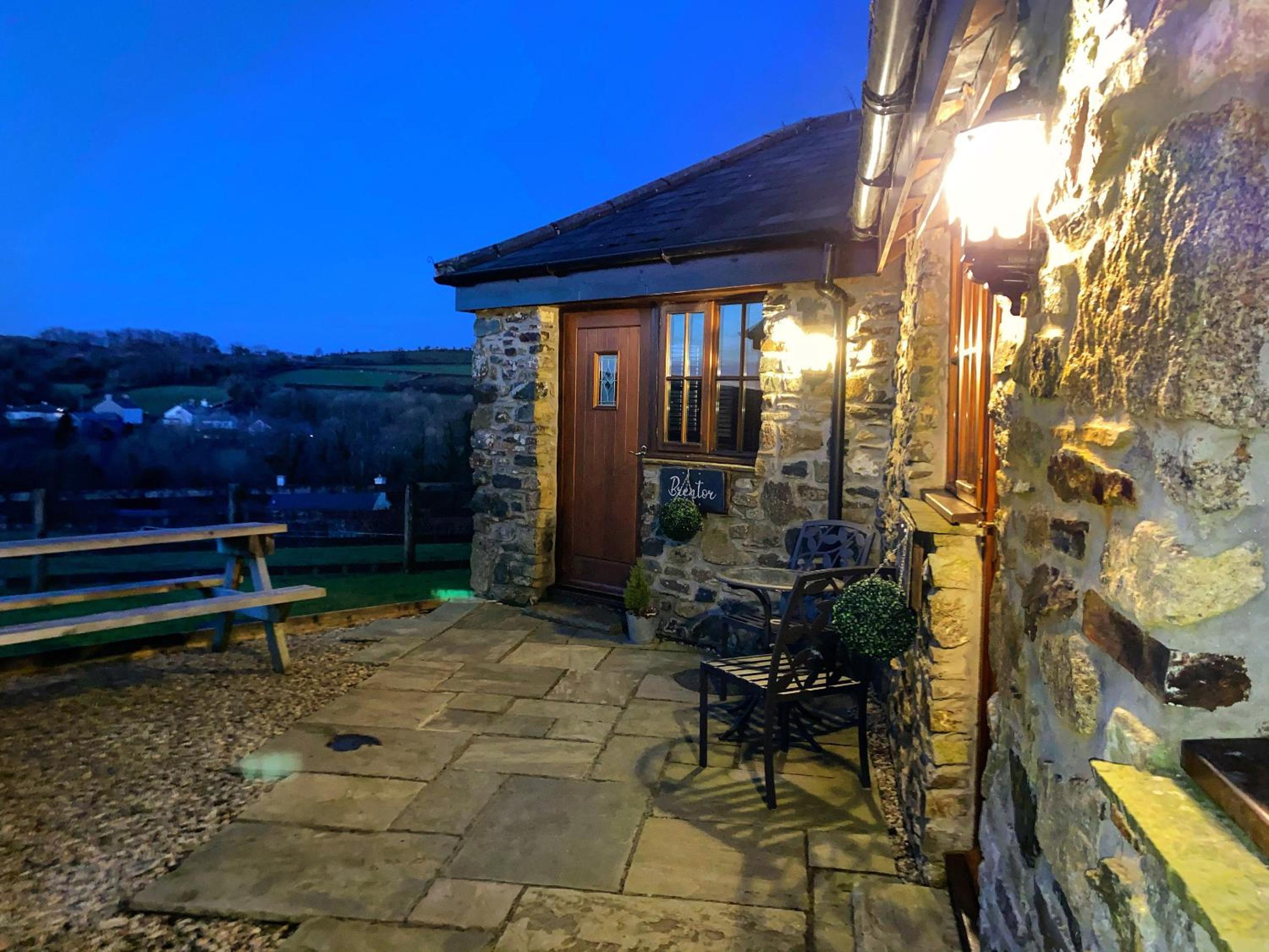 Tavistock Vacations - The Mary Tavy Inn - Property Image 25