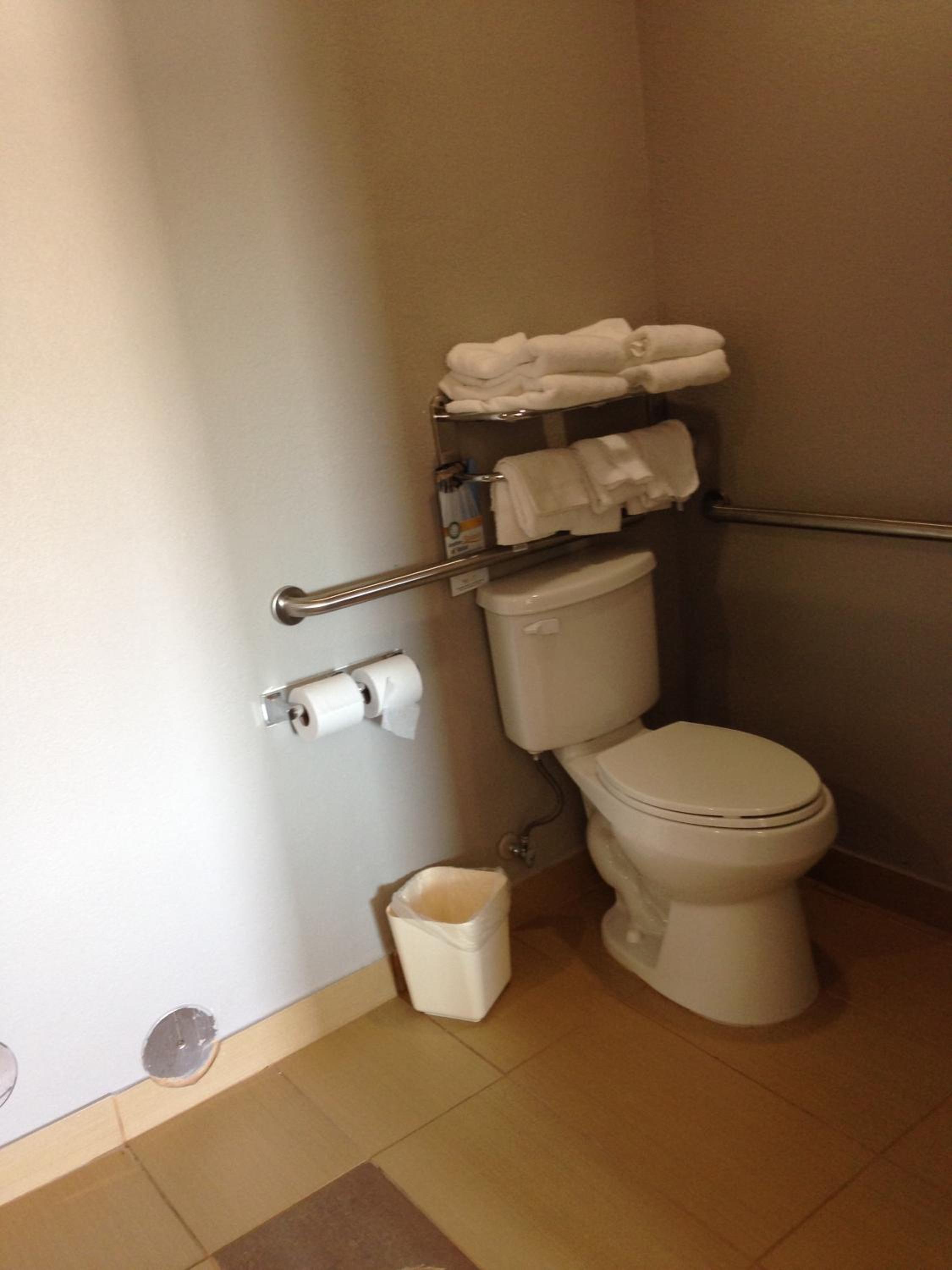 Scottish Inn & Suites Cotulla, TX
