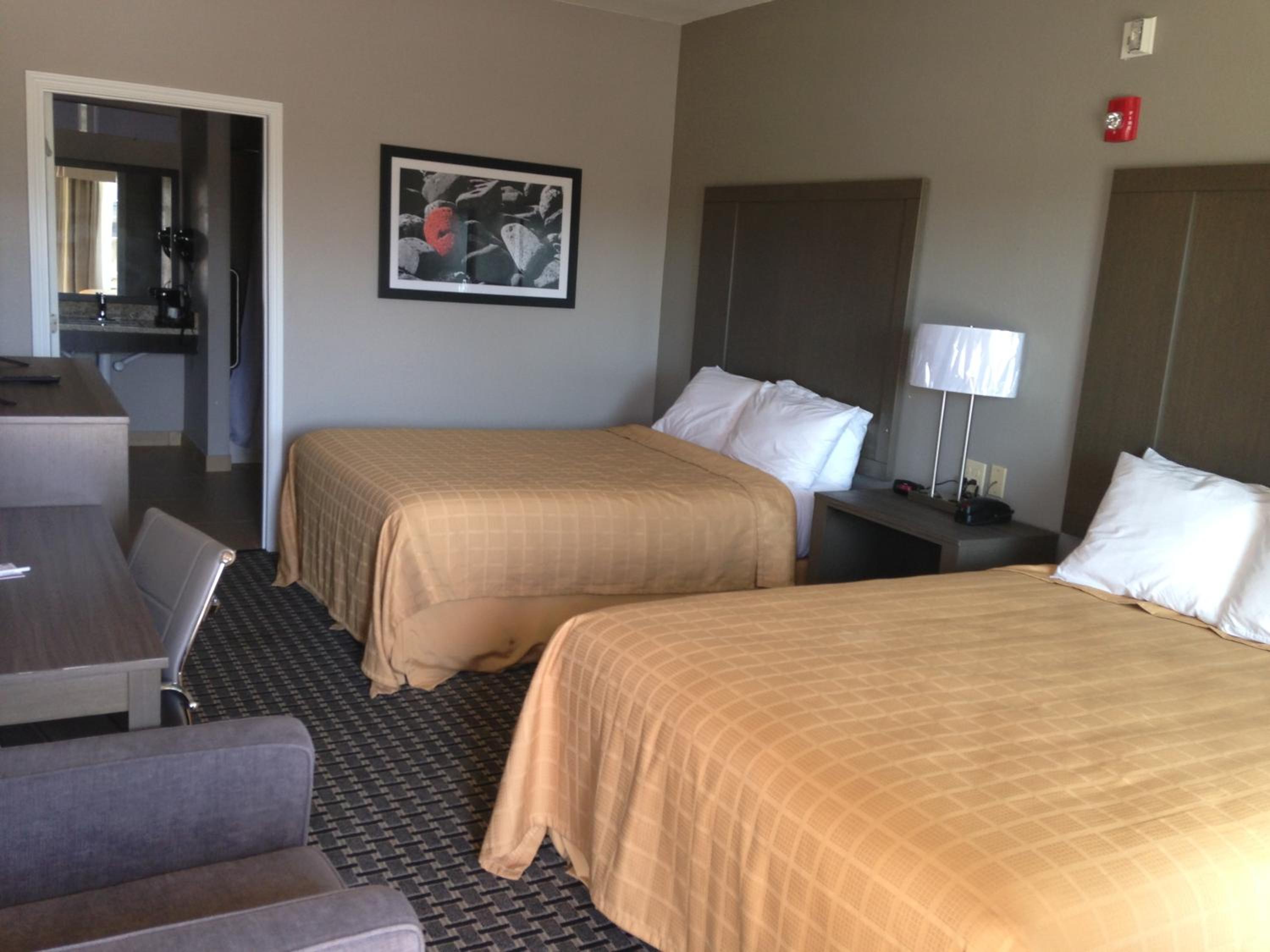 Scottish Inn & Suites Cotulla, TX