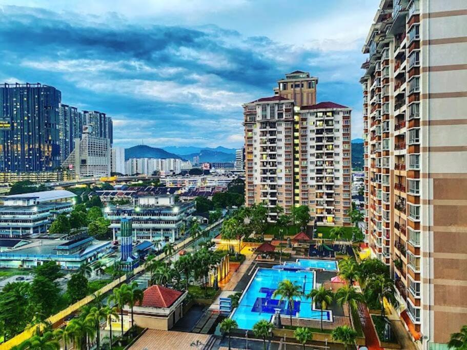 3BR 8PAX KL City Centre KLCC View Ampang Boulevard Condo photo 4