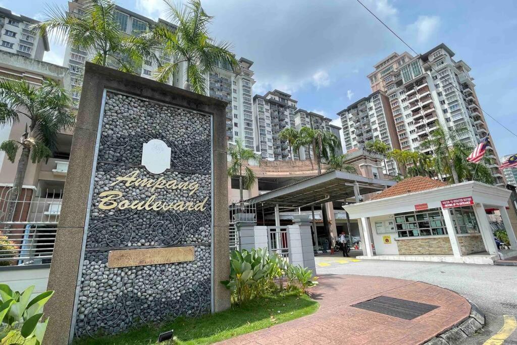 3BR 8PAX KL City Centre KLCC View Ampang Boulevard Condo photo 7