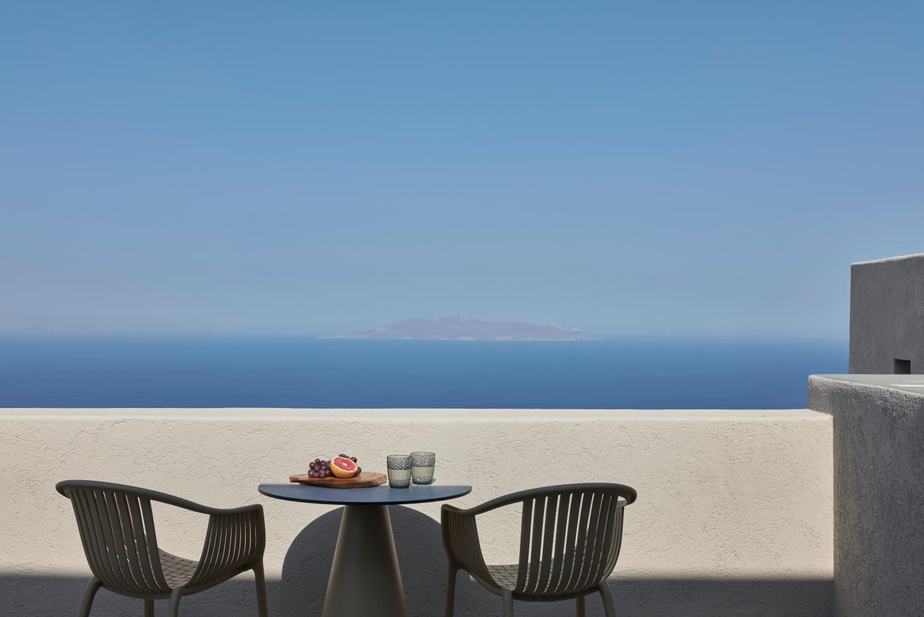 Aeon Suites - Adults Only by Mr and Mrs White