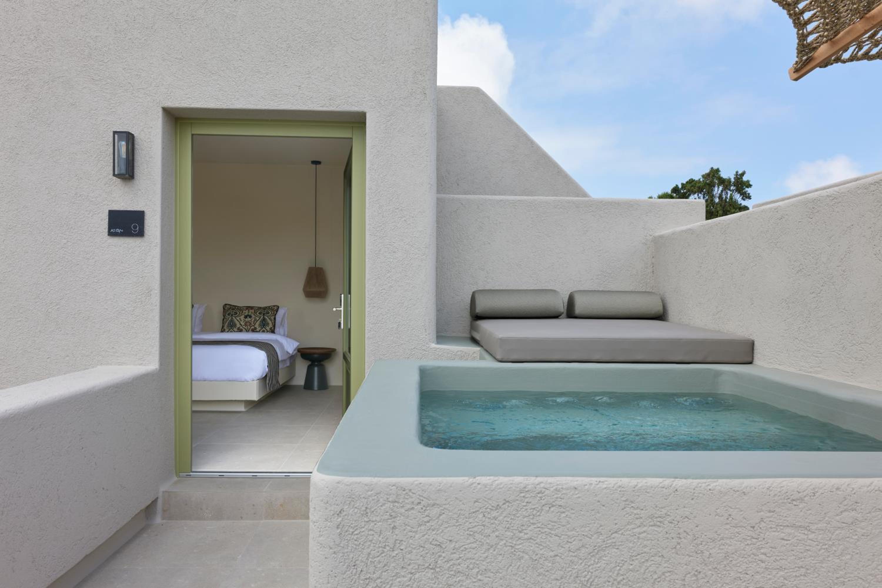 Aeon Suites - Adults Only by Mr and Mrs White