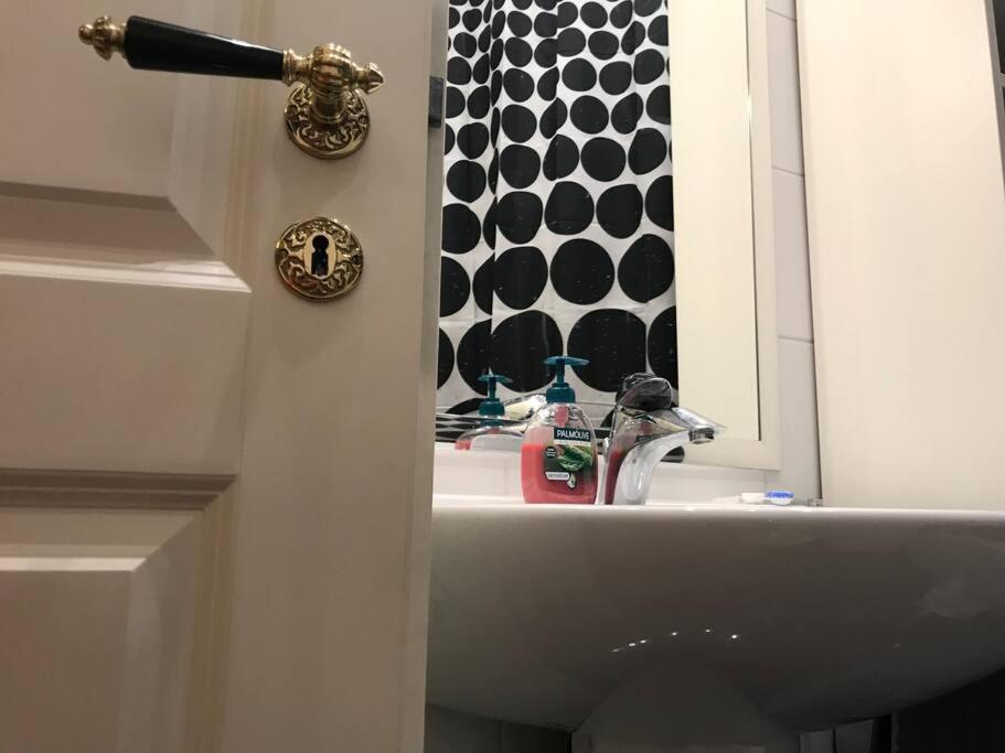 18m2 Zimmer mit Jugendstil-Charme im Stadtzentrum