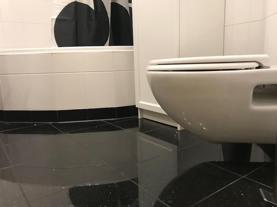 18m2 Zimmer mit Jugendstil-Charme im Stadtzentrum