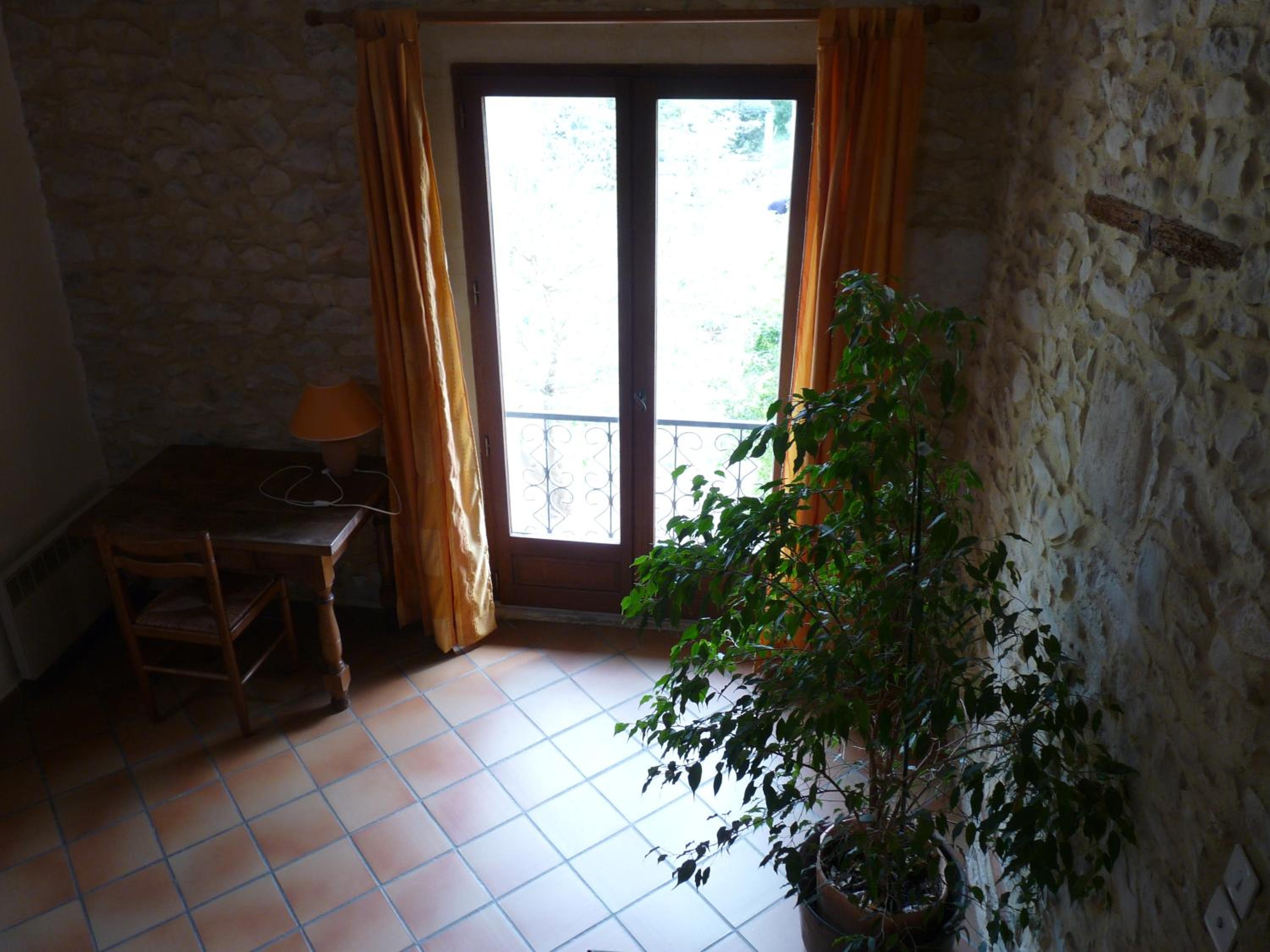 Mas des Esclots view 3